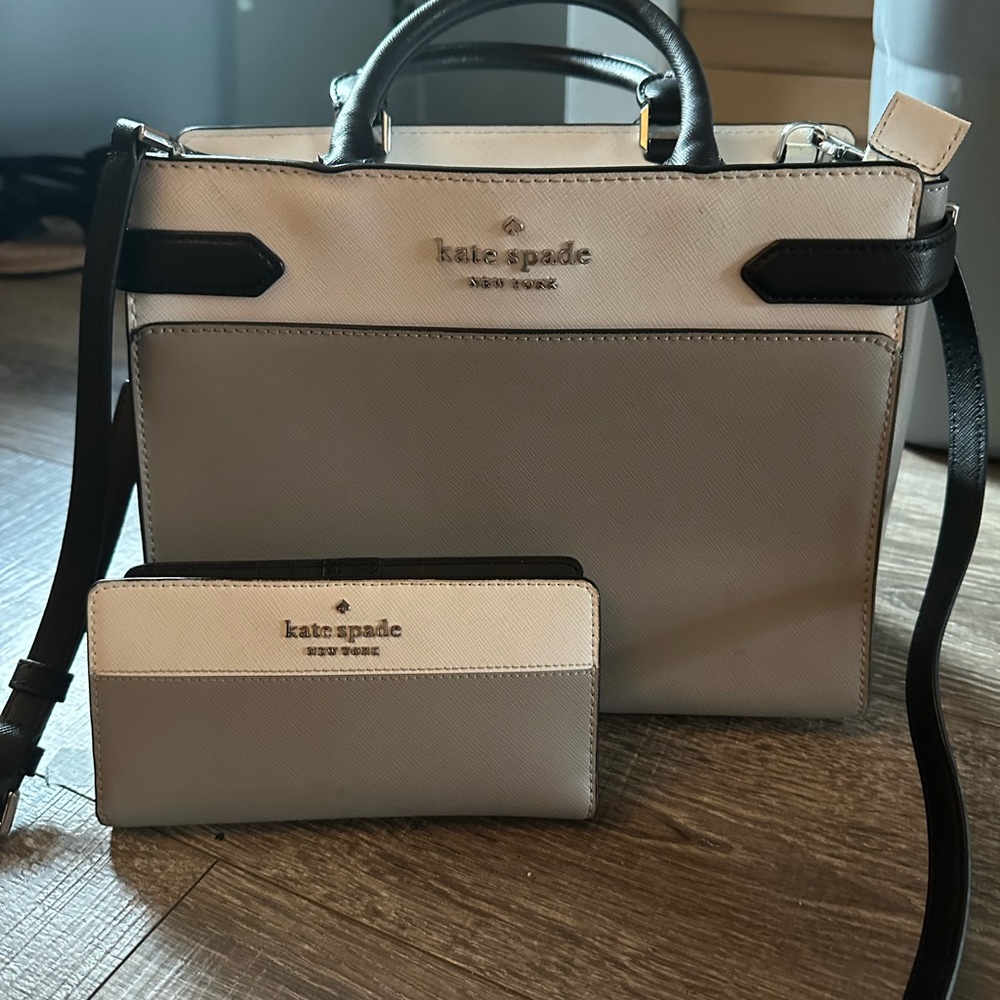 Kate Spade Black and White Women's Bag Set